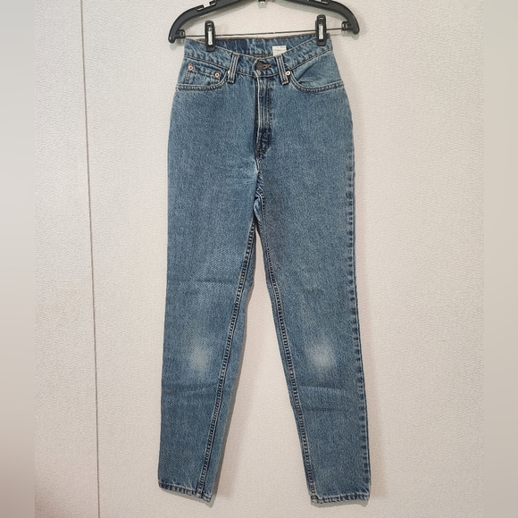 Levi's Vintage 512 Mom Jeans High Rise Size 5 - Picture 2 of 10